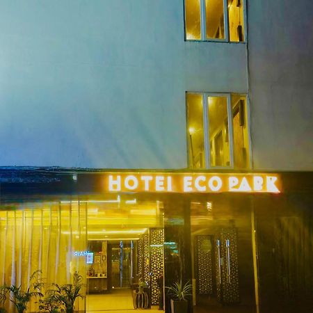 Hotel Eco Park New Town Kültér fotó