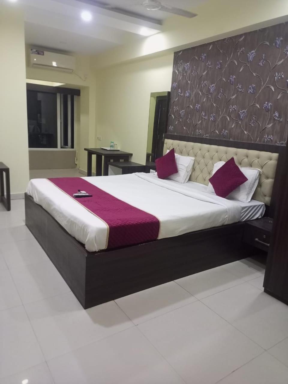 Hotel Eco Park New Town Kültér fotó